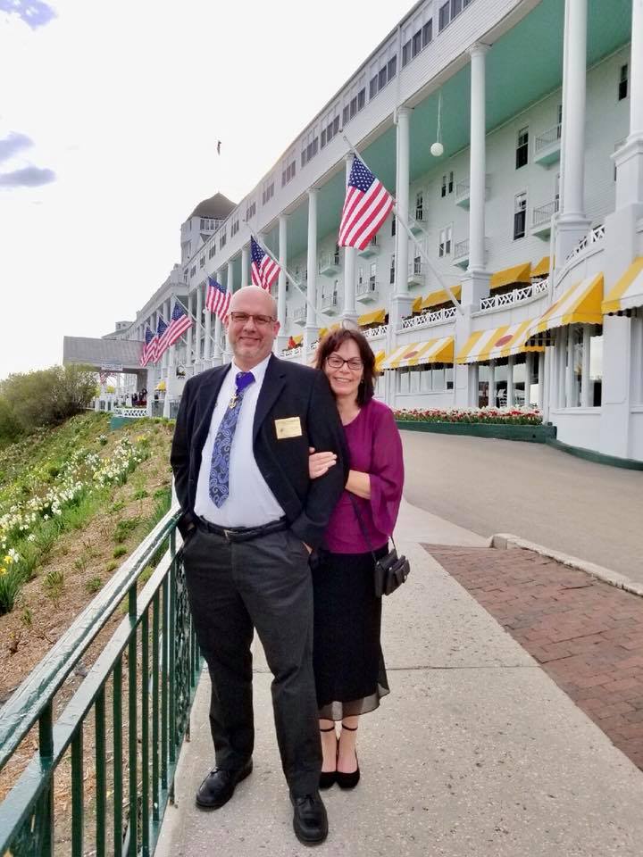 33469242_2055209567841526_1817003966320345088_n